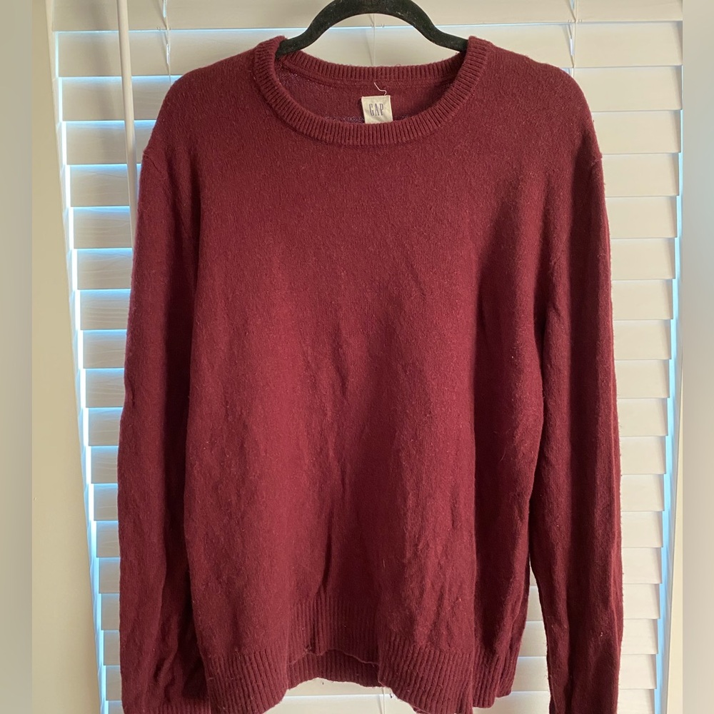 GAP Large Crewneck Sweater